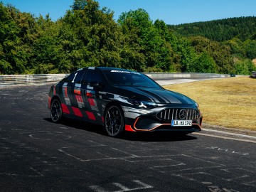 Mercedes-AMG CLA 45 szybszy od BMW M2